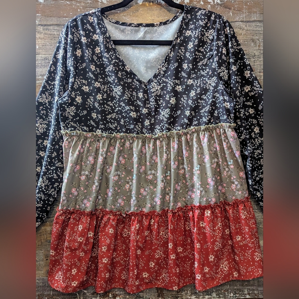 Women’s Floral Tiered Tunic Top - Black, Olive & Red - Picture 2 of 14